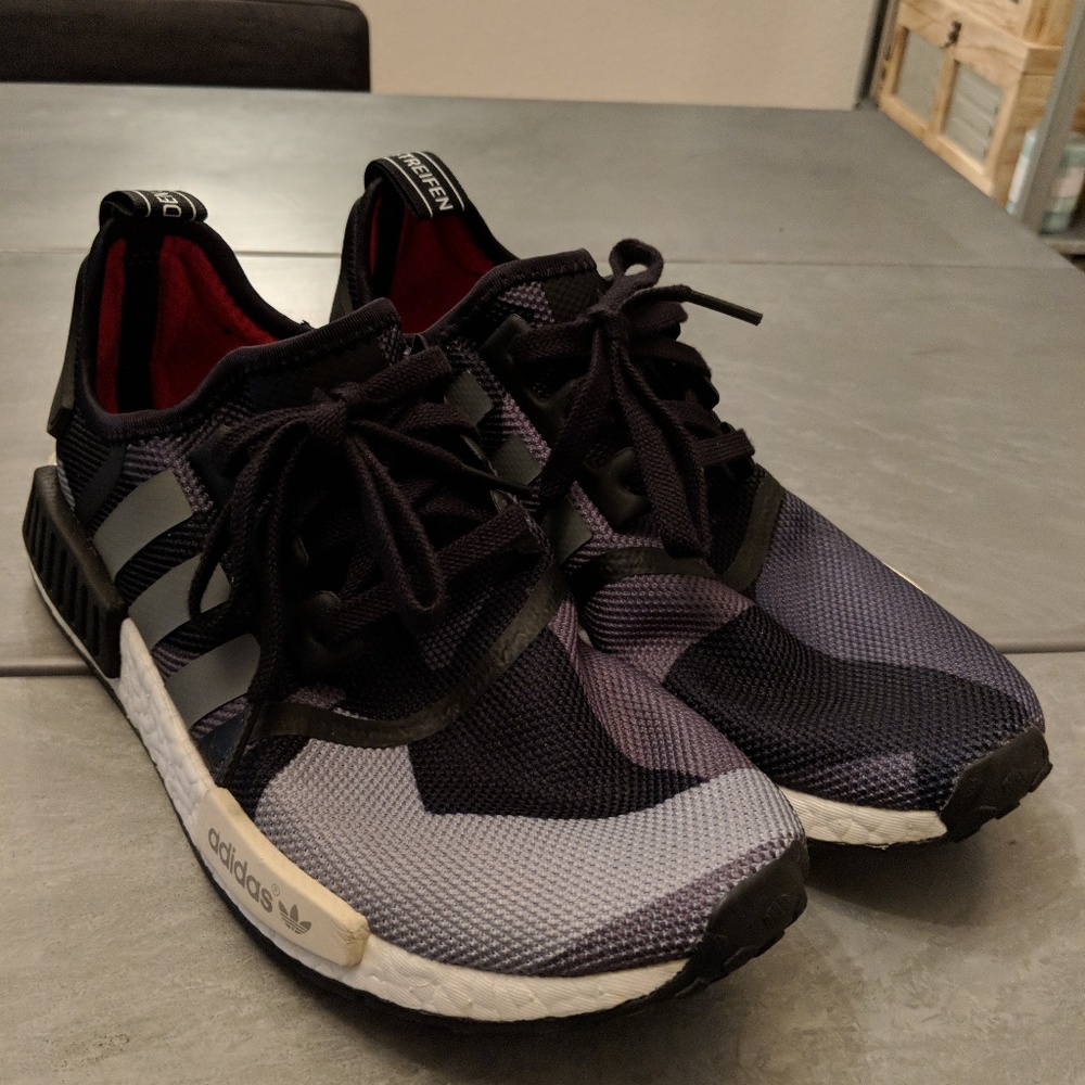 adidas NMD R1 Geometric Black Camo size 9.5 in Men